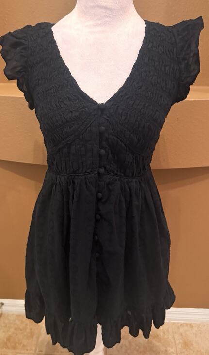 Anthropologie Dresses & Skirts - Anthropologie Black Boho Mini Dress Smocked Waist Cotton Size XS
